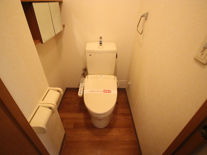 物件内観写真16　(トイレ)