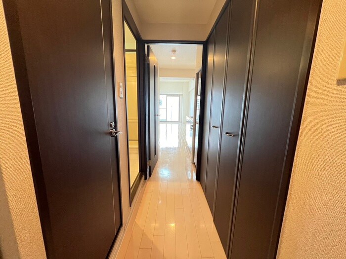 物件内観写真20　(廊下)