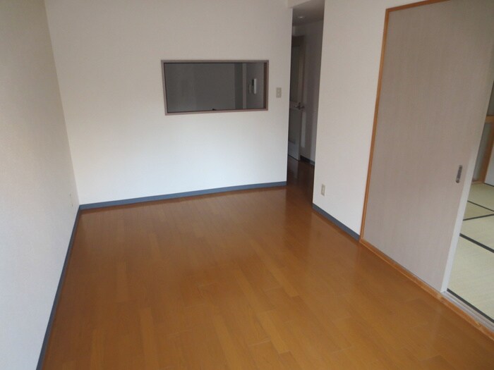 物件内観写真10　(居室)