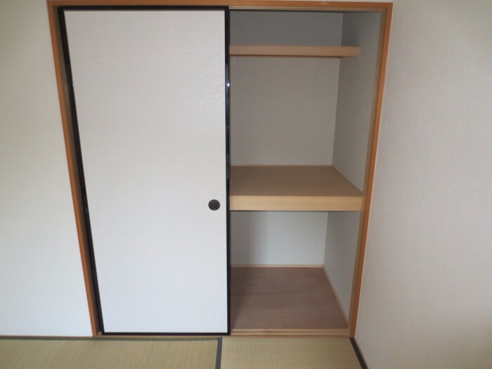 物件内観写真11　(収納)