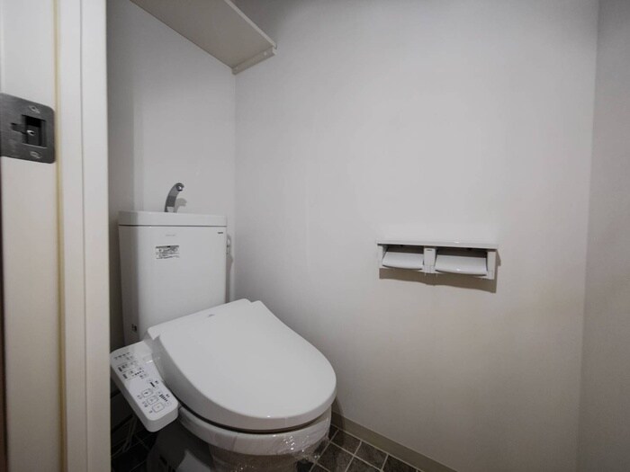 物件内観写真14　(トイレ)