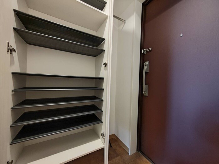 物件内観写真19　(靴箱)