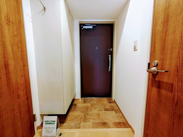 物件内観写真21　(玄関)