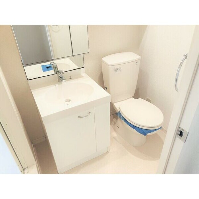 物件内観写真12　(トイレ)