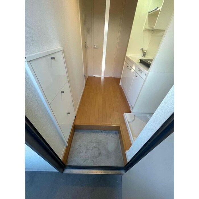 物件内観写真17　(玄関)