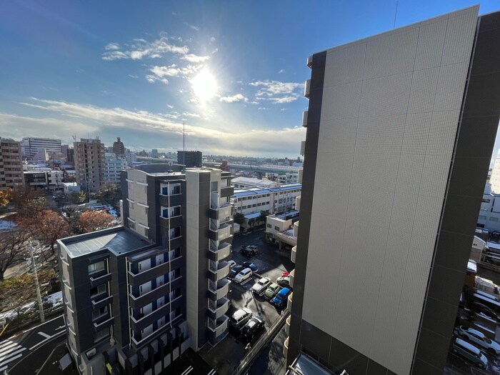 物件内観写真21　(室内からの展望)