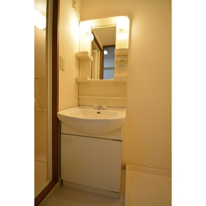 物件内観写真12　(洗面)