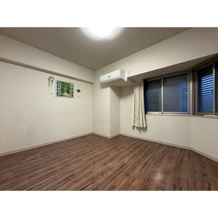 物件内観写真6　(居室)