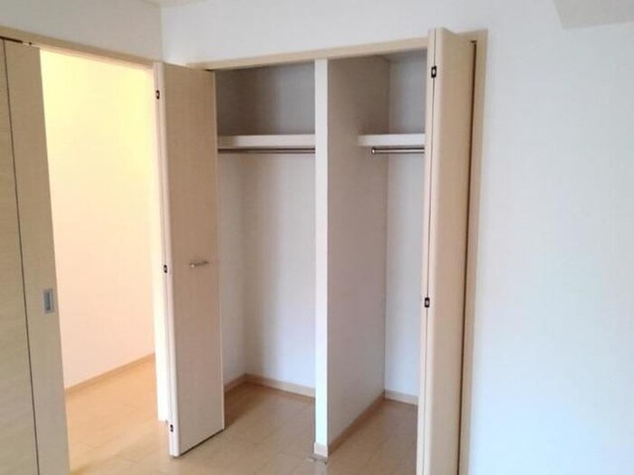 物件内観写真11　(収納)
