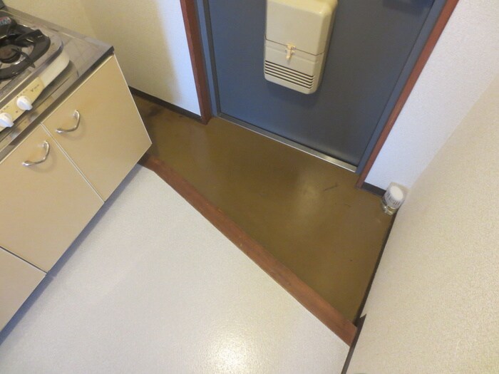 物件内観写真17　(玄関)