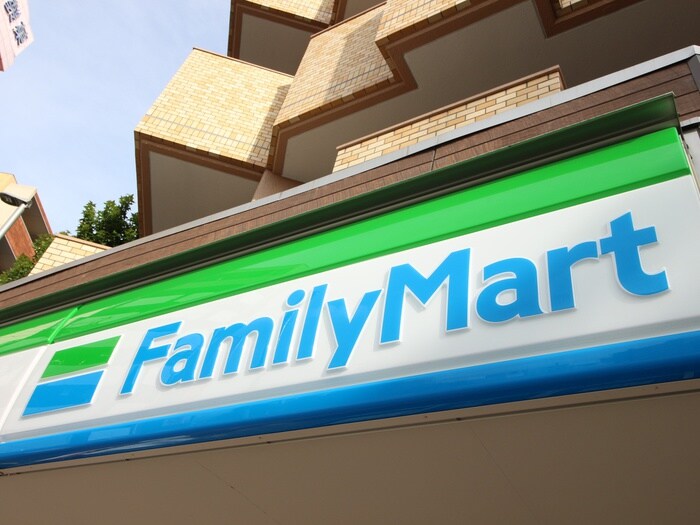 ファミリーマート