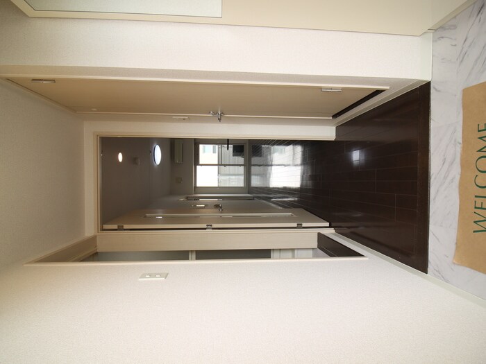 物件内観写真16　(廊下)