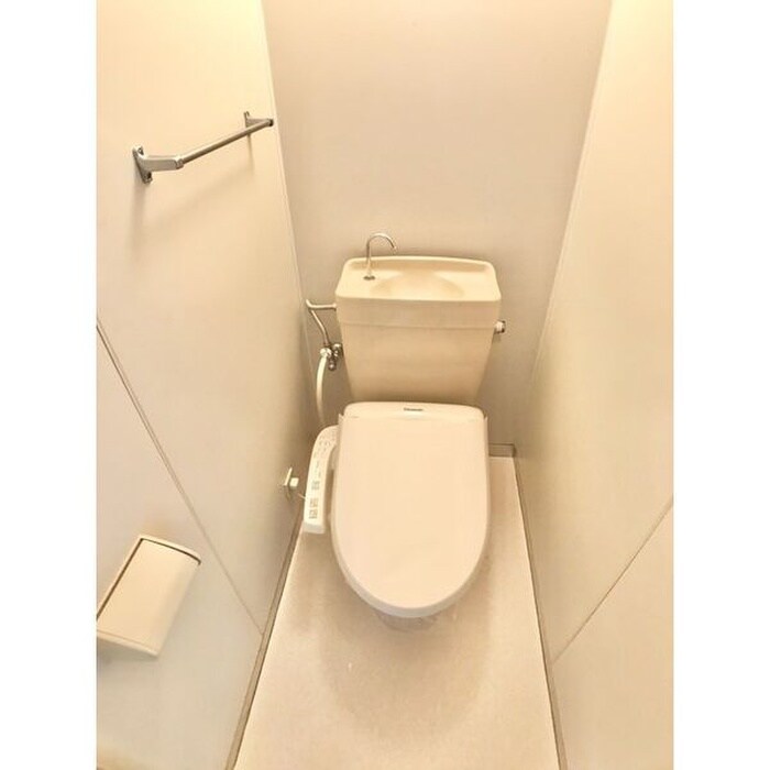 物件内観写真9　(トイレ)