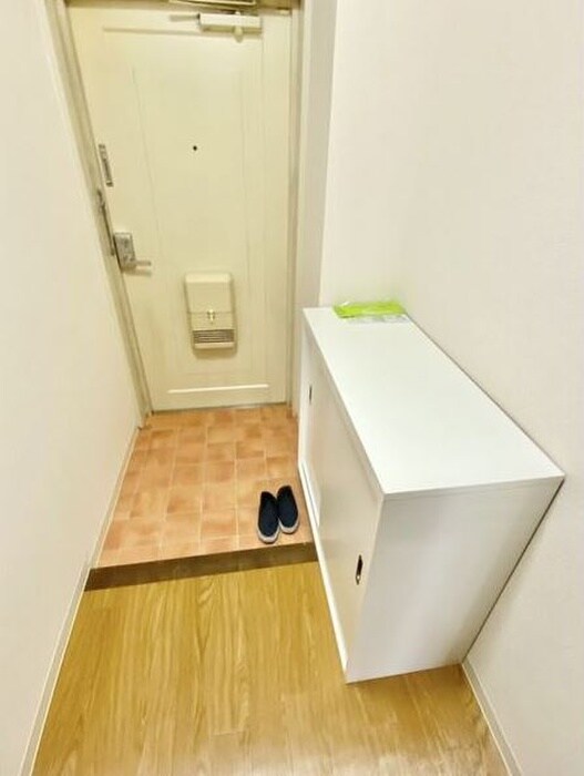 物件内観写真15　(玄関)