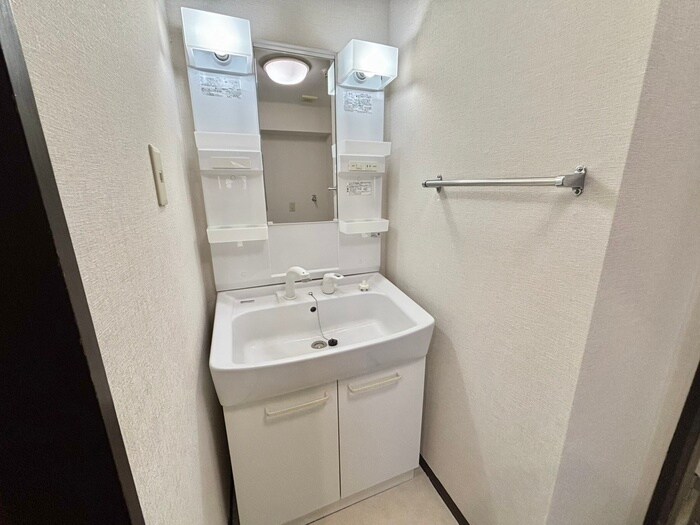 物件内観写真10　(洗面)