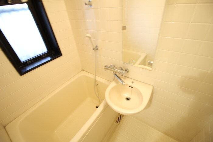 物件内観写真12　(バス／シャワールーム等)