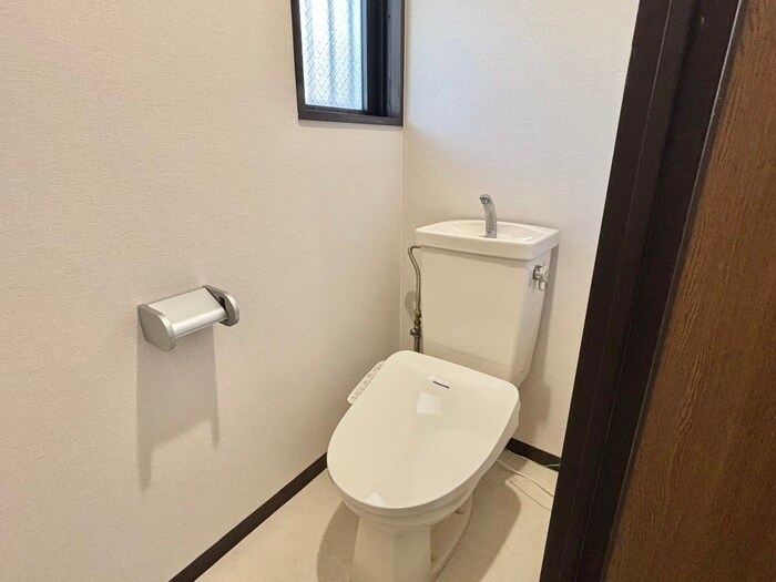 物件内観写真12　(トイレ)