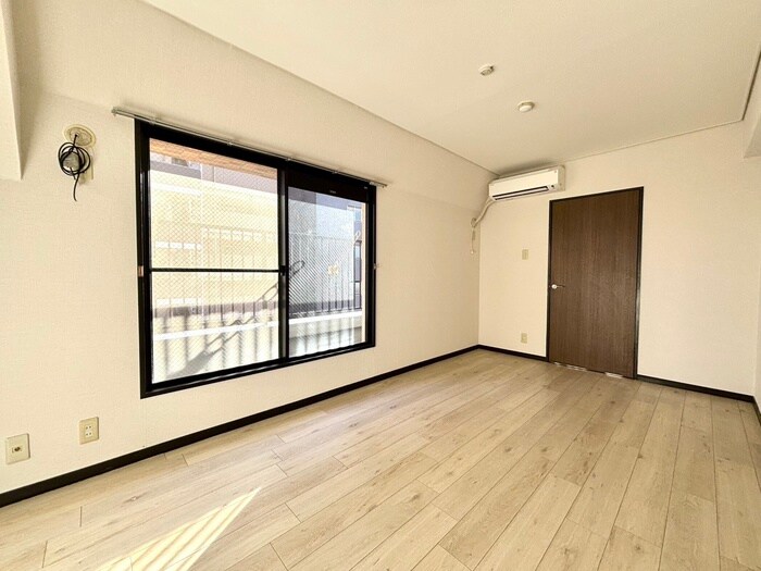 ウィステリア堀田の居室