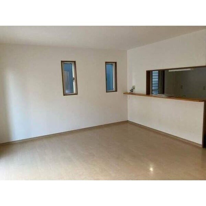 物件内観写真2　(居室)