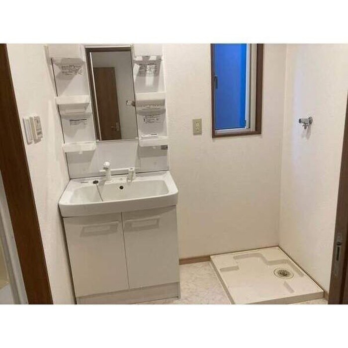 物件内観写真6　(洗面)