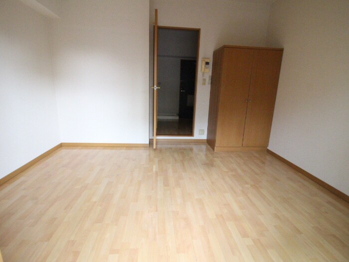 物件内観写真13　(居室)