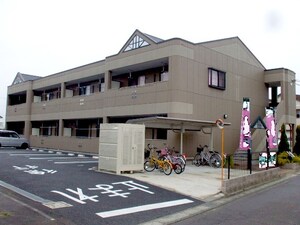 ハイツルミエ－ル外観写真