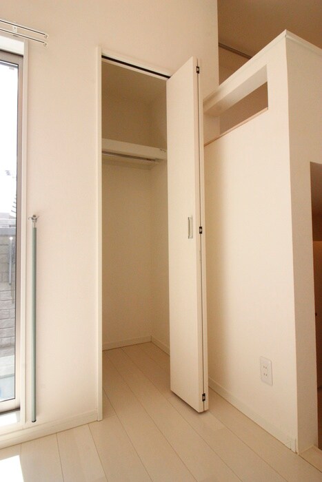 物件内観写真11　(収納)