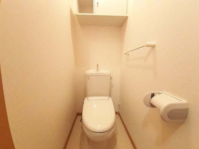 物件内観写真15　(トイレ)