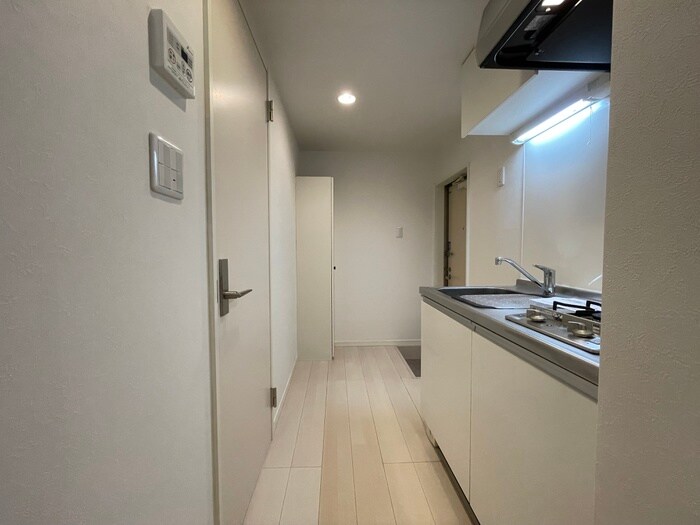 物件内観写真15　(廊下)