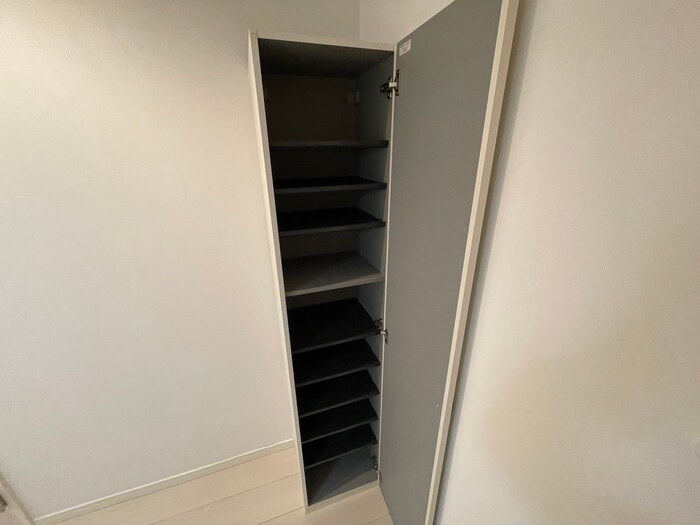 物件内観写真16　(靴箱)