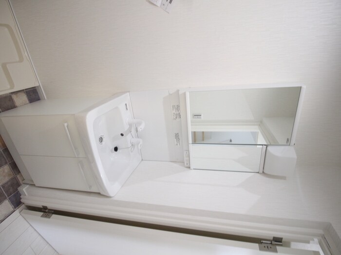 物件内観写真12　(洗面)