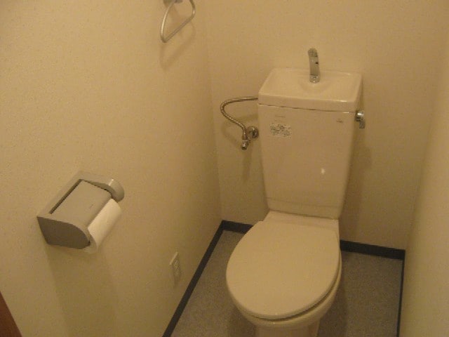 物件内観写真10　(トイレ)