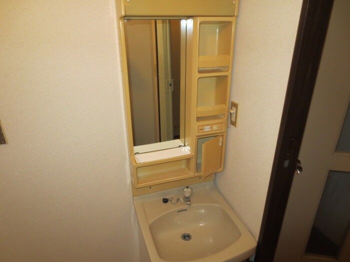 物件内観写真9　(洗面)