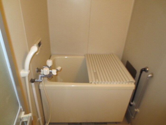 物件内観写真10　(バス／シャワールーム等)