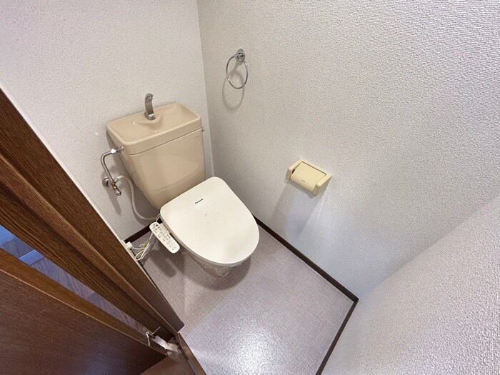 物件内観写真12　(トイレ)