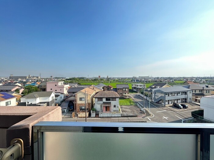 物件内観写真22　(室内からの展望)