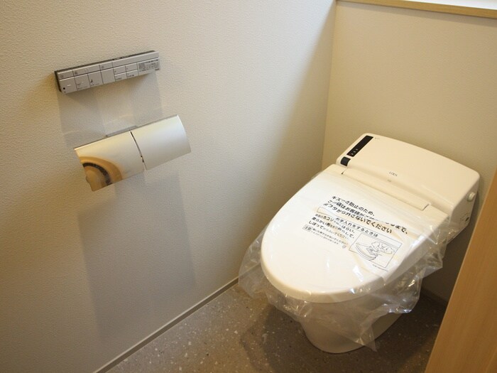 物件内観写真10　(トイレ)