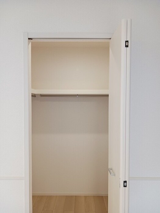 物件内観写真10　(収納)