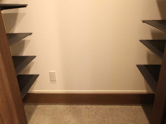 物件内観写真15　(靴箱)