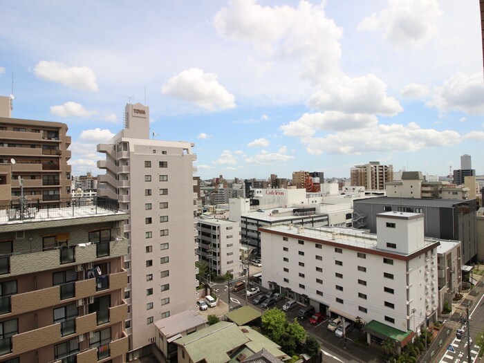 物件内観写真17　(室内からの展望)