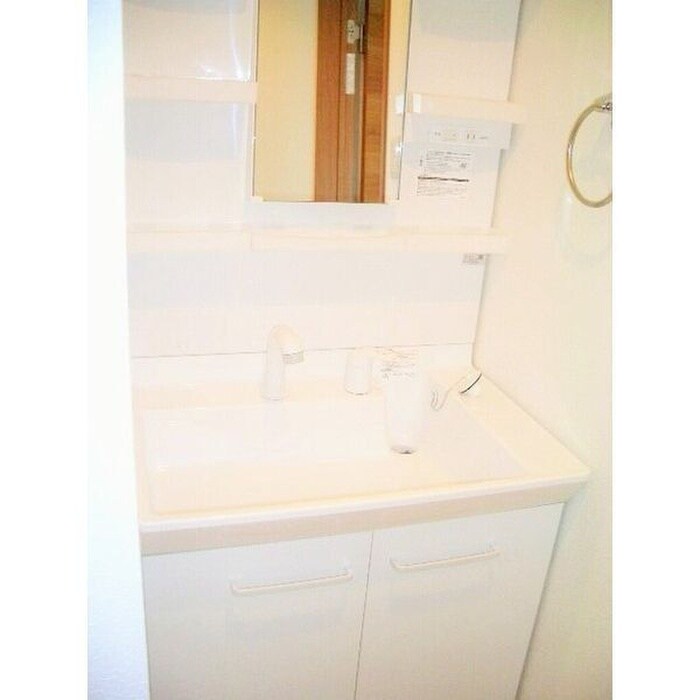 物件内観写真7　(洗面)