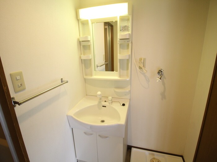 物件内観写真15　(洗面)