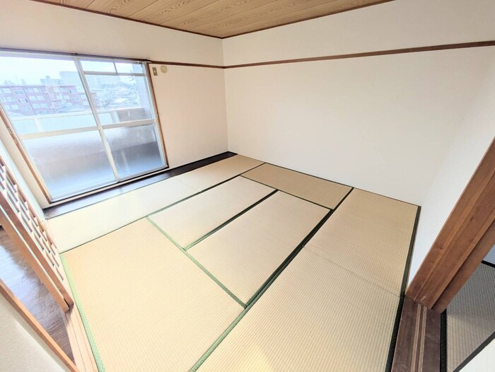 物件内観写真8　(居室)