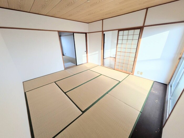 物件内観写真9　(居室)