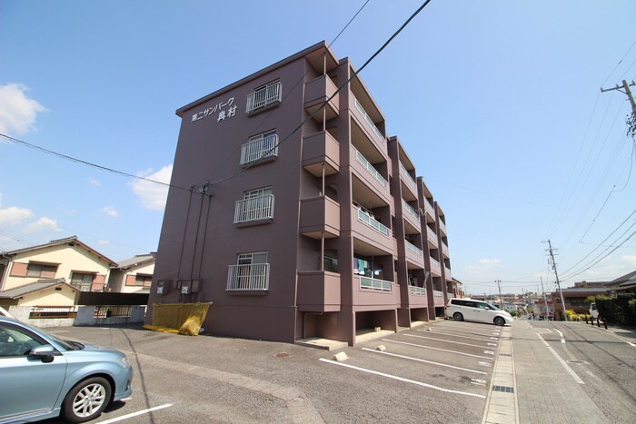 物件外観写真6　(外観写真)