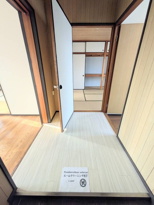 物件内観写真20　(廊下)