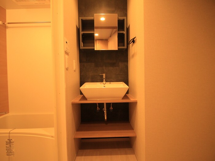 物件内観写真11　(洗面)