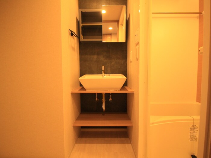 物件内観写真11　(洗面)