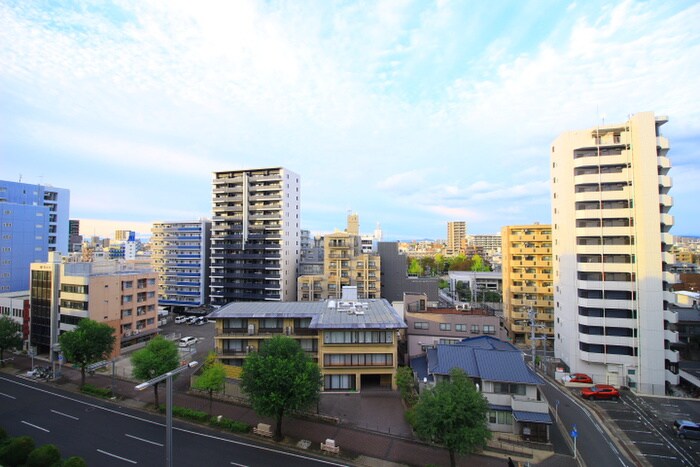 物件内観写真15　(室内からの展望)