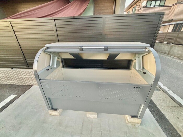 物件外観写真4　(建物設備)